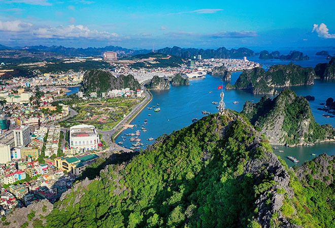 Núi Bài Thơ, Quảng Ninh